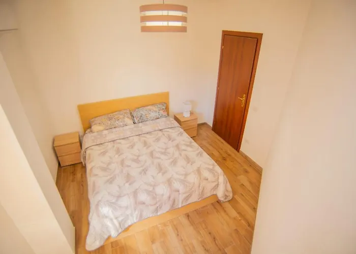 Valery Апартаменты *